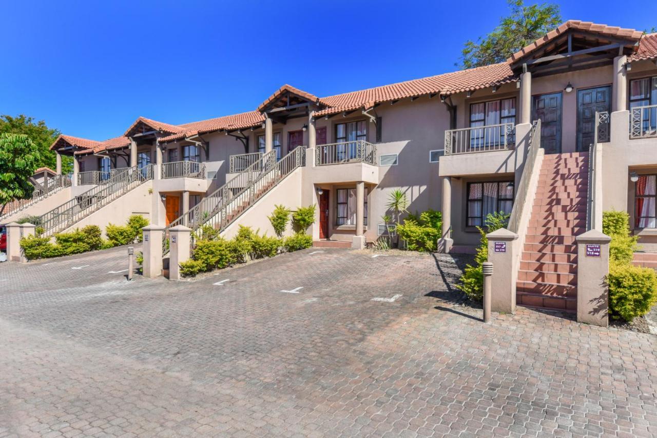 Mercure Hotel Nelspruit Mbombela Bagian luar foto