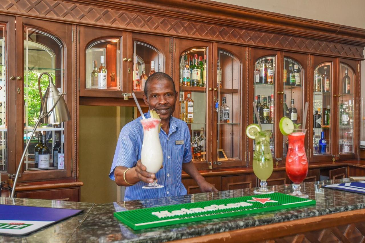 Mercure Hotel Nelspruit Mbombela Bagian luar foto