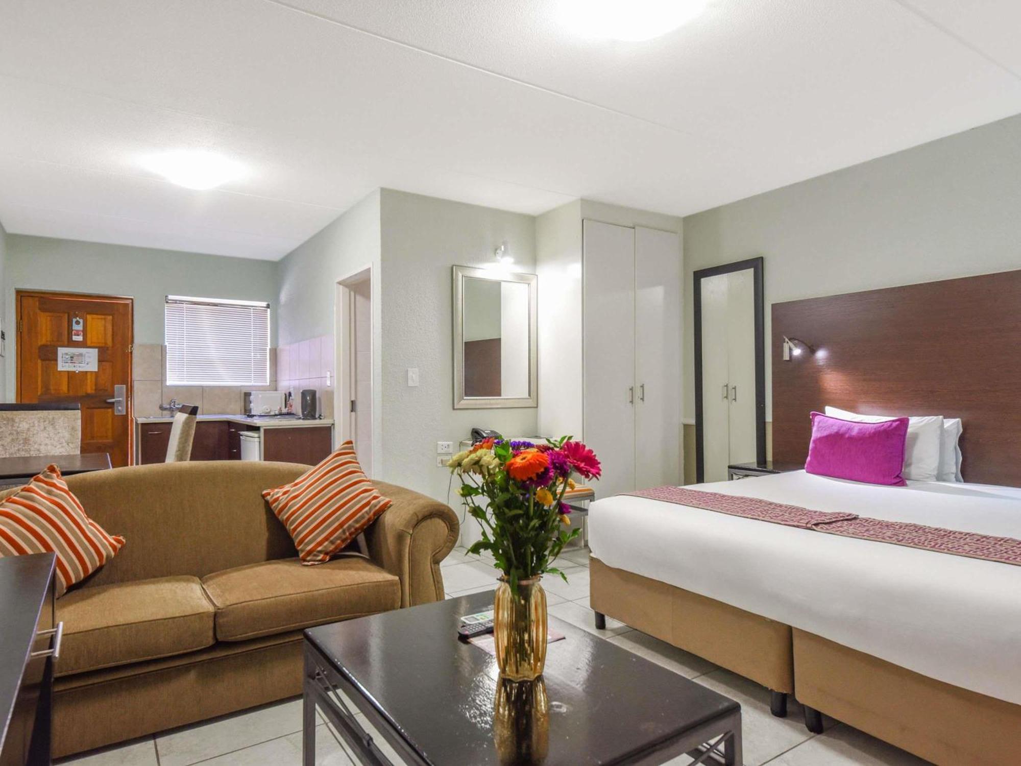 Mercure Hotel Nelspruit Mbombela Bagian luar foto