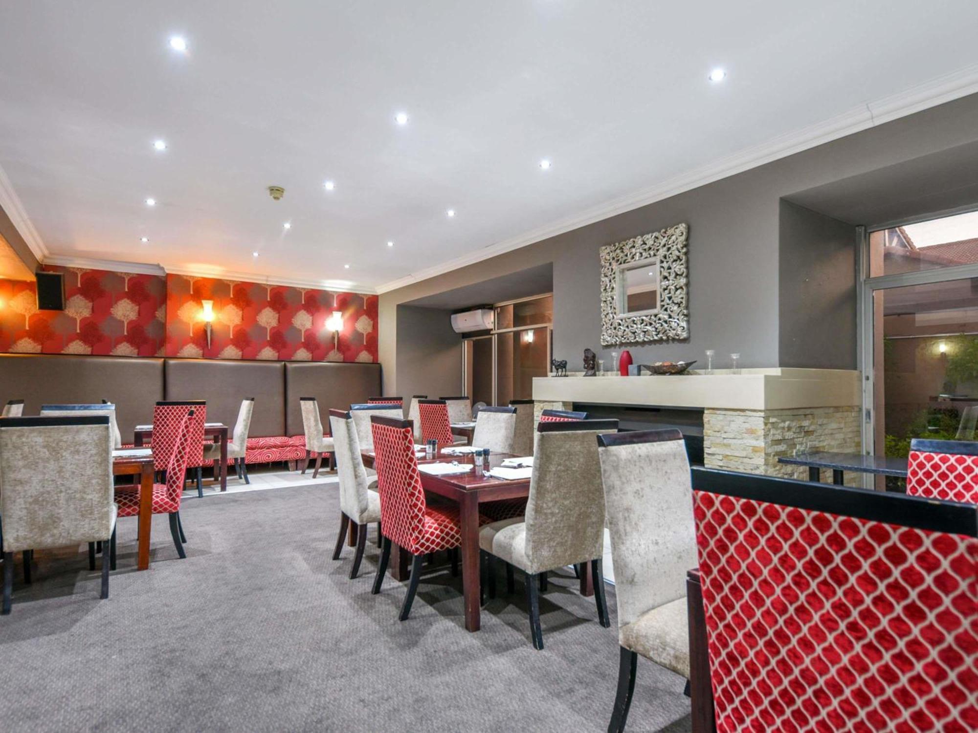 Mercure Hotel Nelspruit Mbombela Bagian luar foto